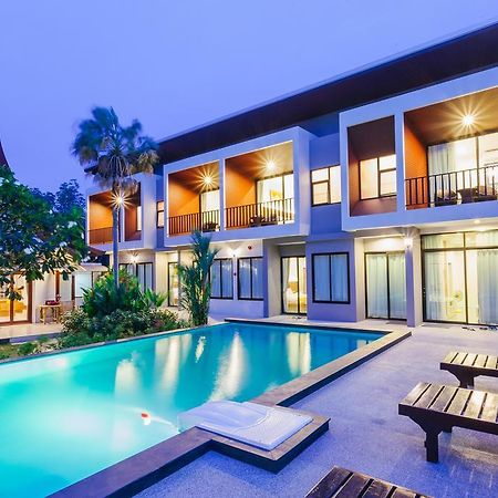 Nitchanan Villa Hinkong Exterior photo