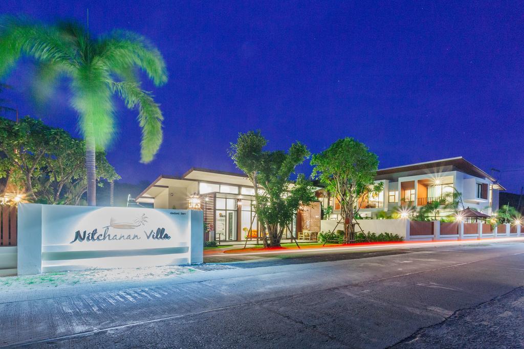 Nitchanan Villa Hinkong Exterior photo